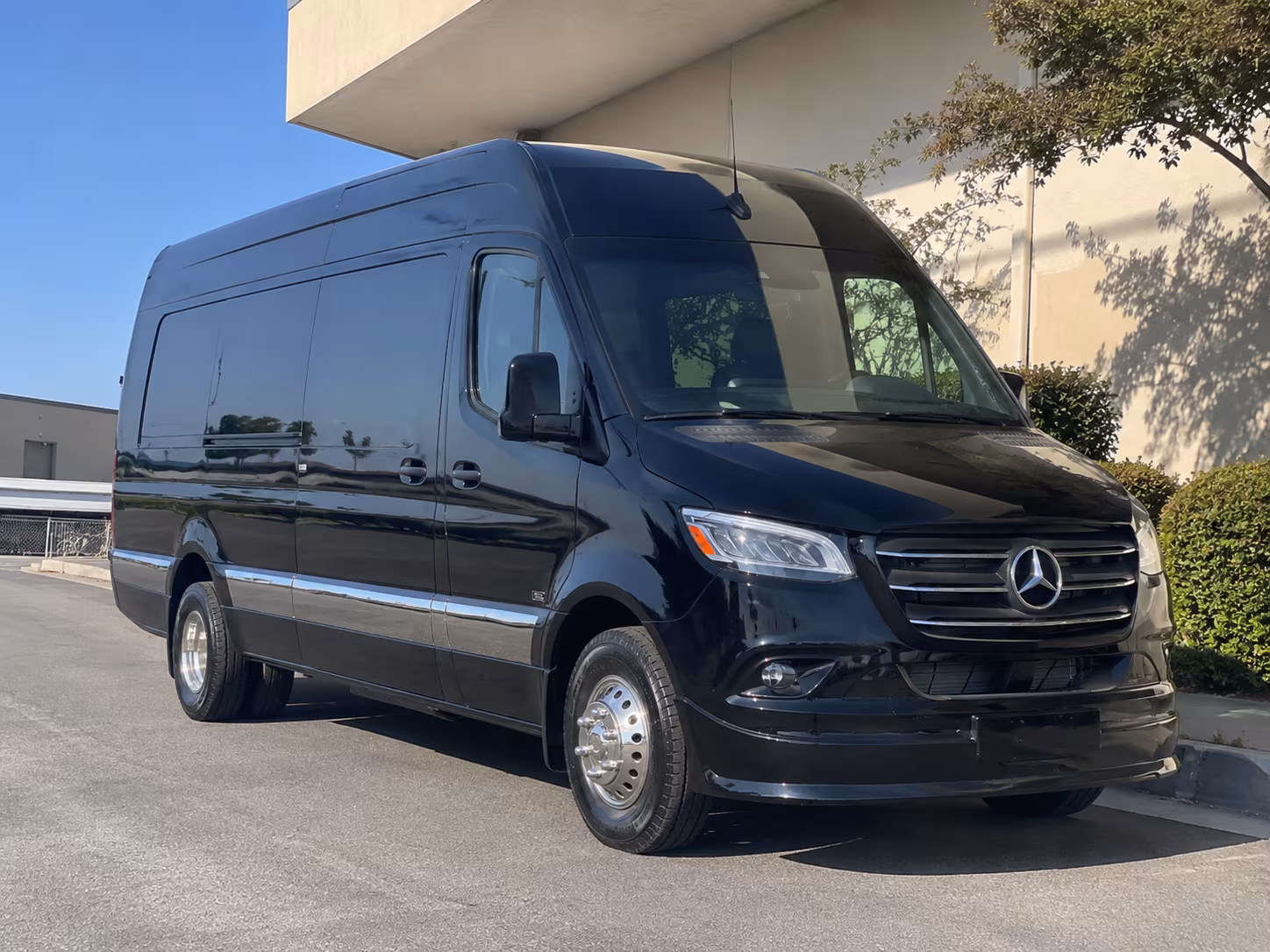bus rental options for hillsboro trips
