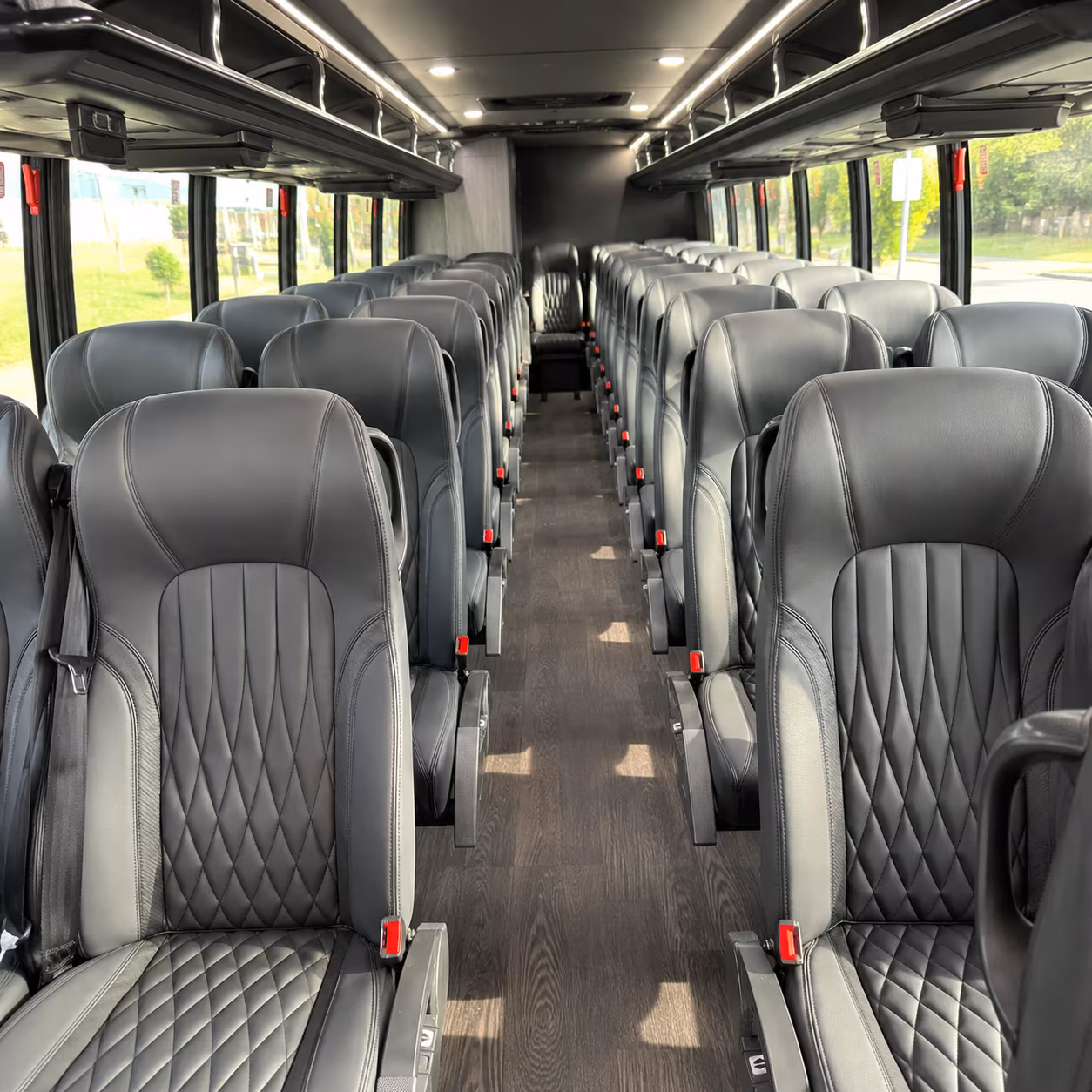easily book transportation for your next airport transfer 2