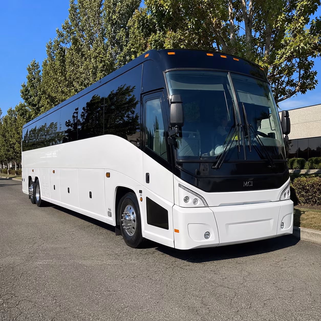 hillsboro 50 passenger charter bus